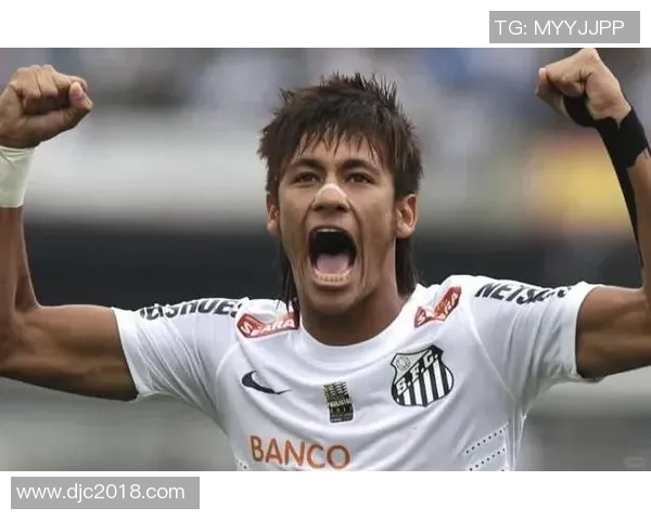 打造专属足球明星发型轻松搞定下载这款足球发型APP立即变身球场焦点 打造专属足球明星发型轻松搞定下载这款足球发型APP立即变身球场焦点