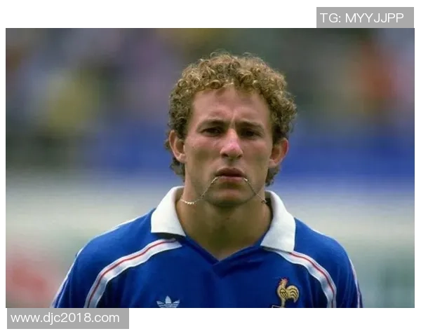 全球顶级足球右前卫球星排名分析及表现对比 全球顶级足球右前卫球星排名分析及表现对比